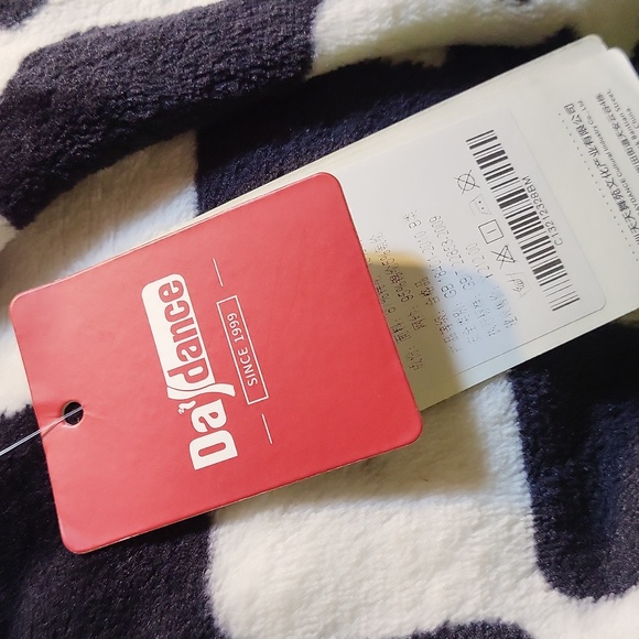 Day Dance dancing outfit.. very cute an beautiful for any lit girl Goin to dance - Picture 16 of 16